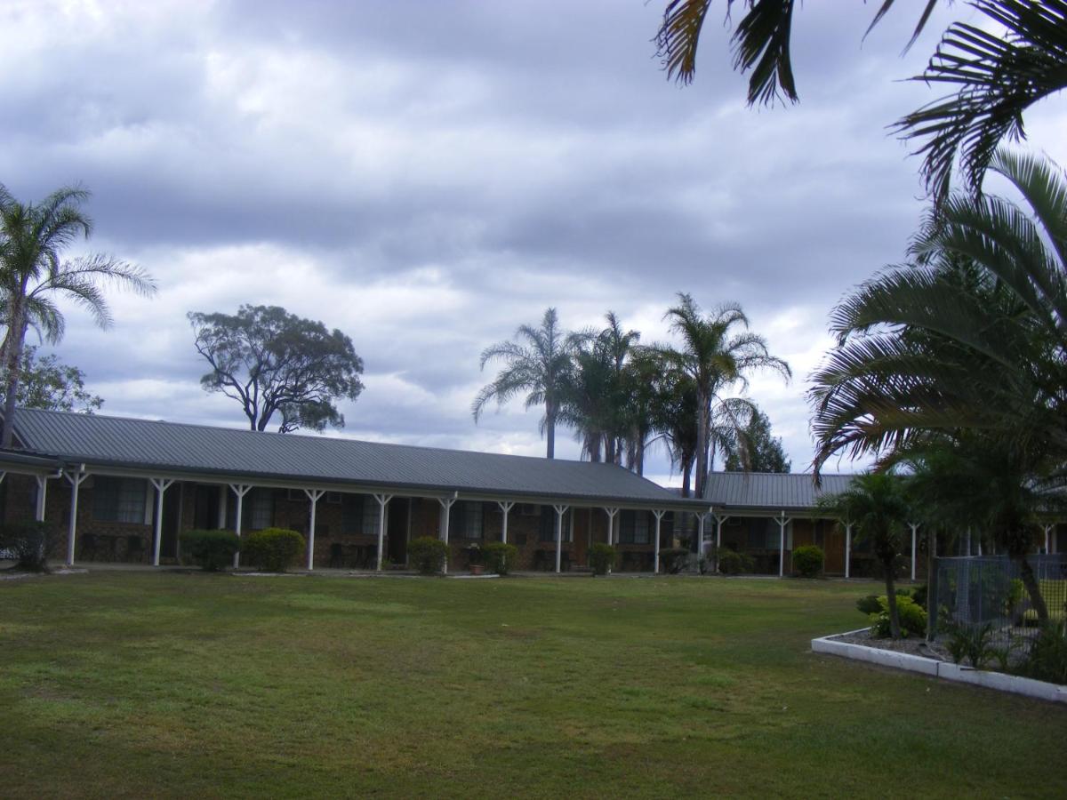 Bororen Koorawatha Homestead Motel מראה חיצוני תמונה