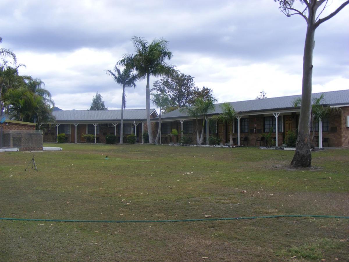 Bororen Koorawatha Homestead Motel מראה חיצוני תמונה