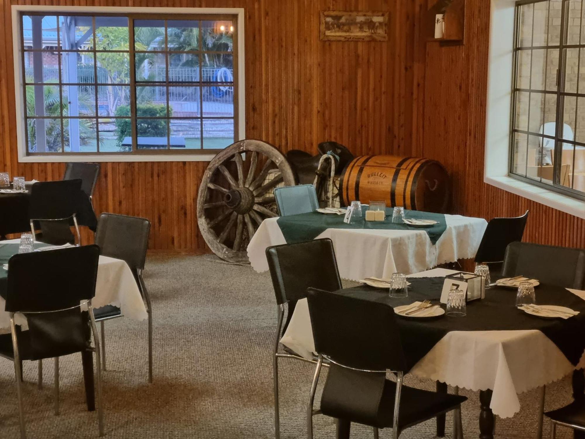 Bororen Koorawatha Homestead Motel מראה חיצוני תמונה
