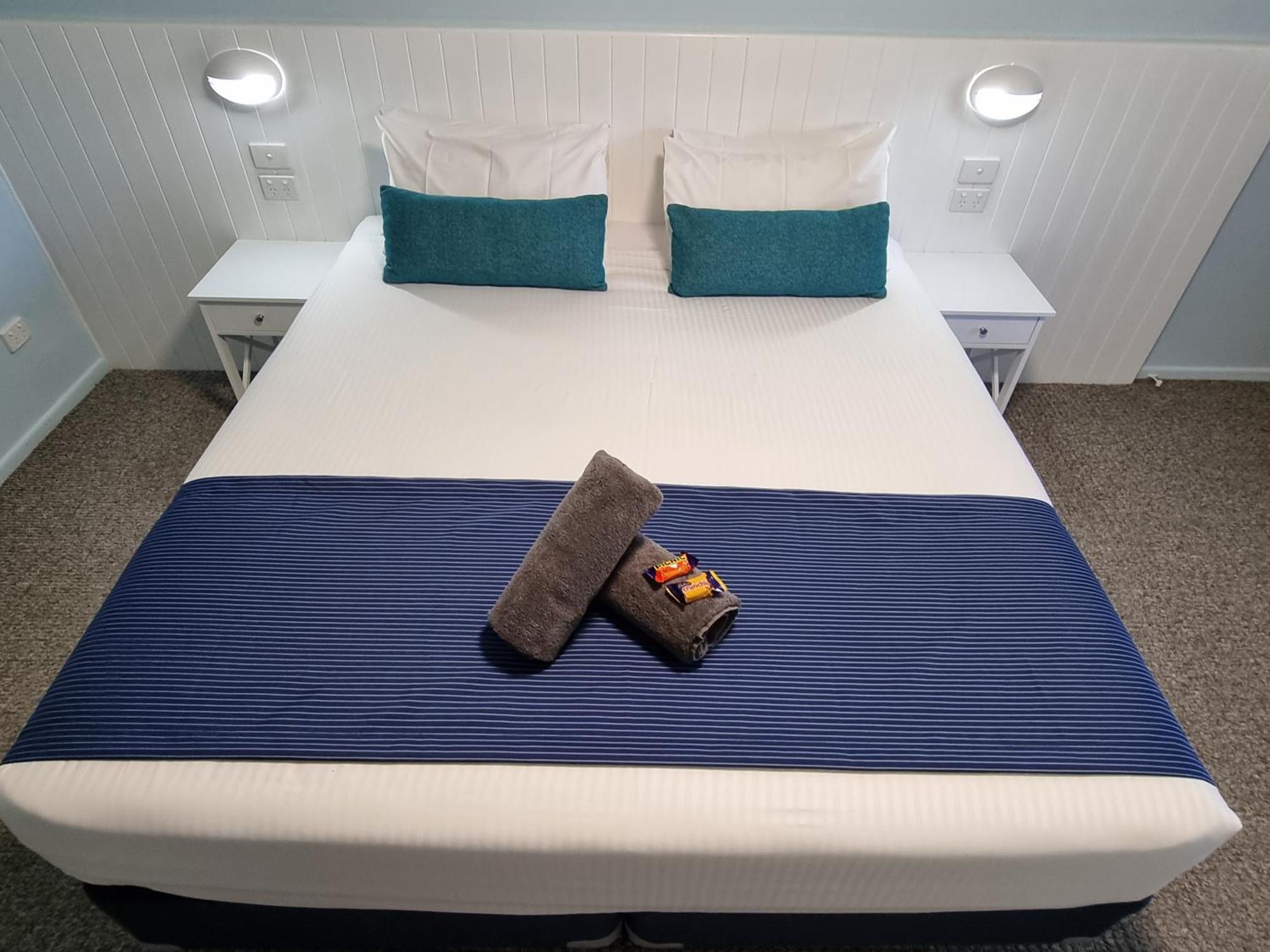 Bororen Koorawatha Homestead Motel מראה חיצוני תמונה