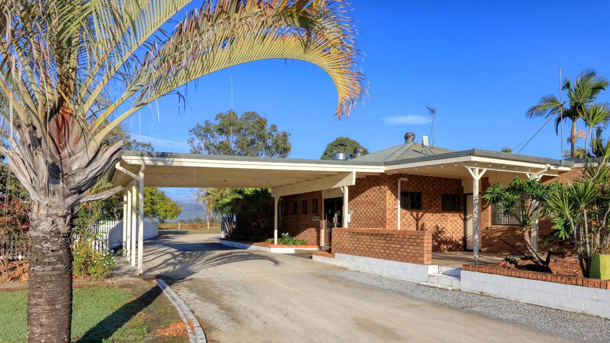 Bororen Koorawatha Homestead Motel מראה חיצוני תמונה