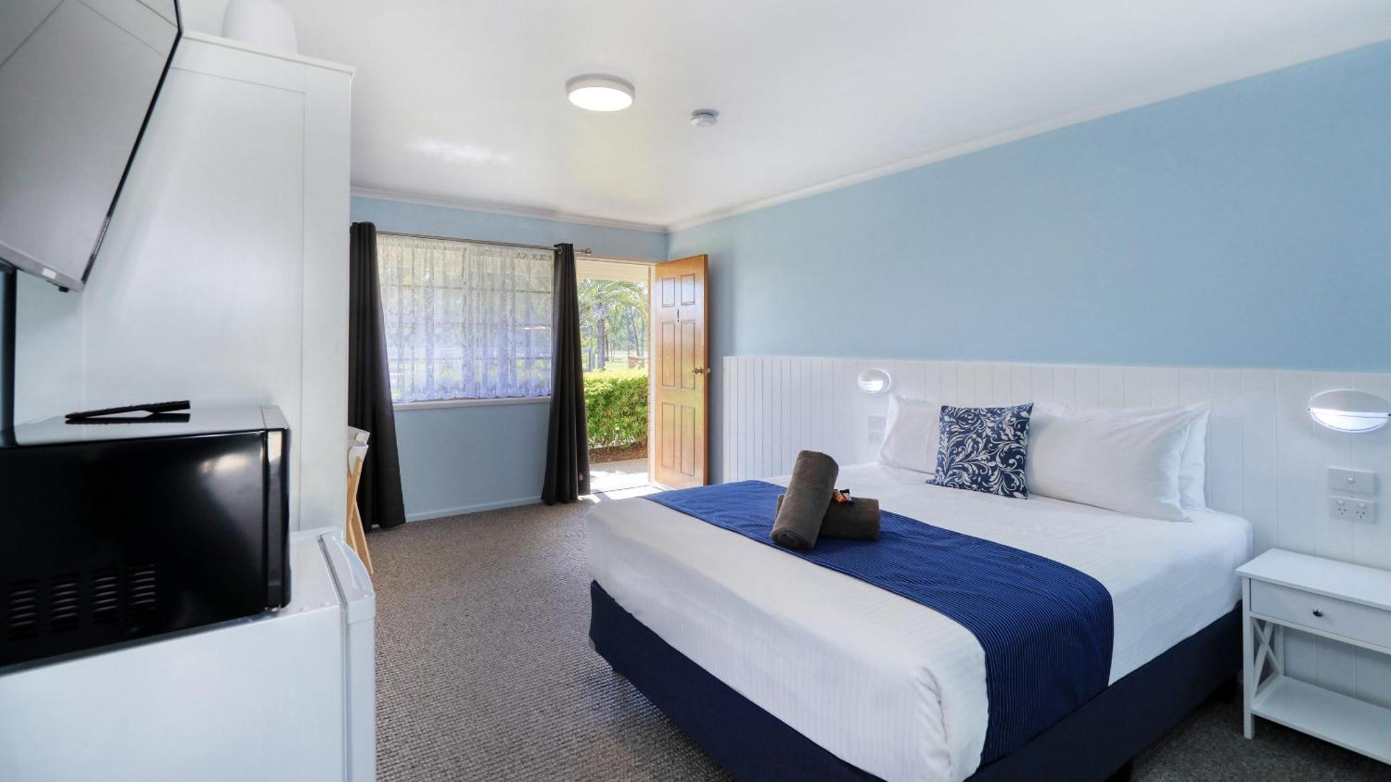 Bororen Koorawatha Homestead Motel מראה חיצוני תמונה